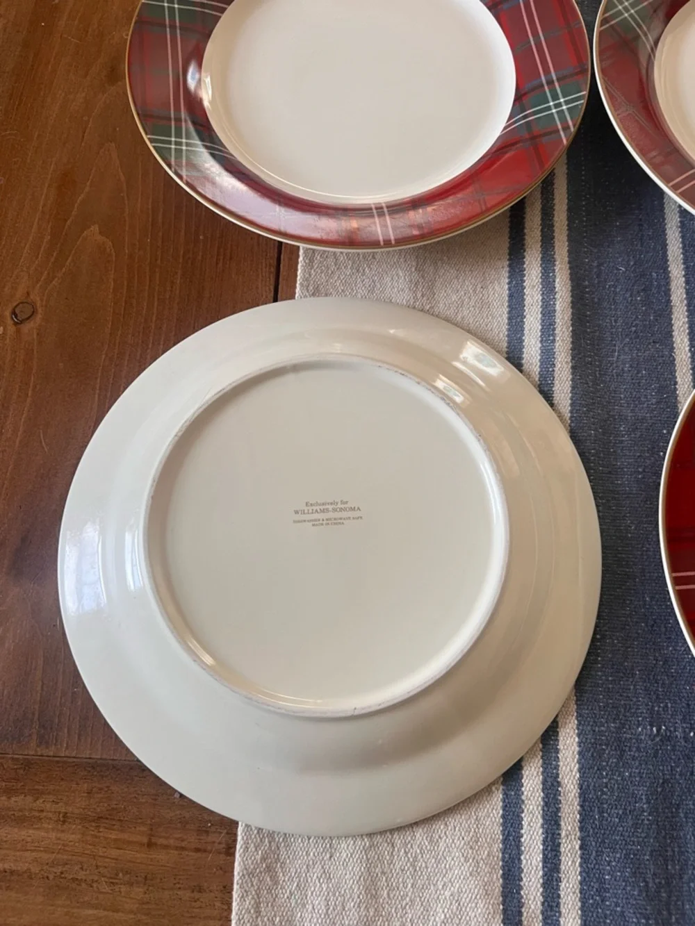 6 Williams Sonoma Red Tartan Dinner Plates Gold Rim